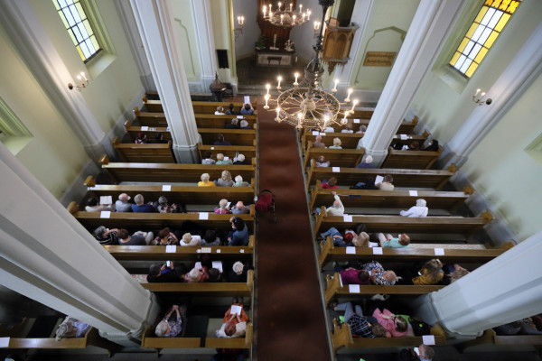 interiér evangelického kostela