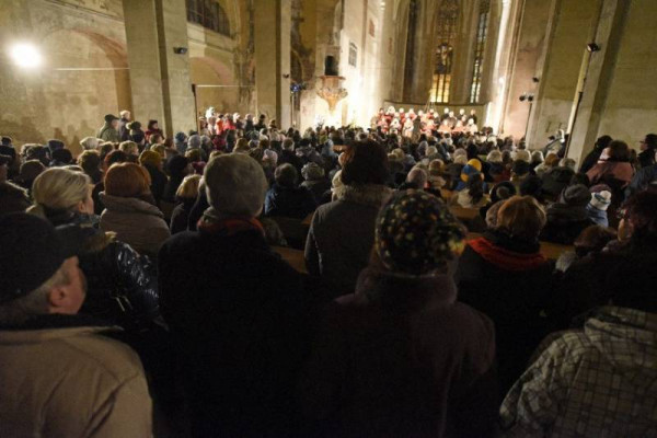 Fotogalerie / PĚVECKÝ SBOR ŠPALÍČEK - IV. Adventní koncert 21. 12. 2014