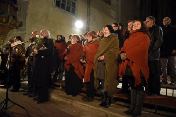 PĚVECKÝ SBOR ŠPALÍČEK   - Adventní koncert