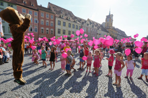 2. AVON POCHOD PROTI RAKOVINĚ PRSU V CHEBU