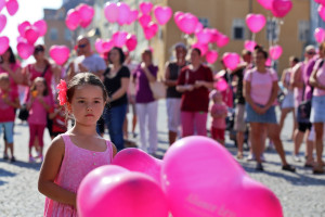 2. AVON POCHOD PROTI RAKOVINĚ PRSU V CHEBU