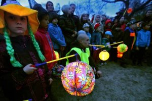 Fotogalerie / Lampionový průvod 30. 4. 2015