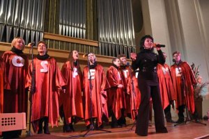 Fotogalerie / Zuzana Stirská a Fine Gospel Time - II. Adventní koncert 7. 12. 2014