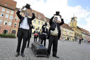 Fotogalerie / LETNÍ BLÁZNĚNÍ 25. - 26. 7. 2014