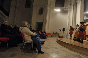 Fotogalerie / III. Adventní koncert v kostele sv. Kláry 15. 12. 2013 - Milvus