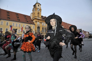 Fotogalerie / Filipojakubská noc v Krajince, 30. 4. 2012