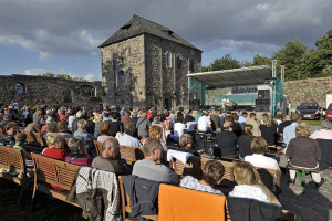 Fotogalerie / Babí léto na chebském hradě 8.9. 2012