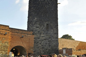 Fotogalerie / Babí léto na chebském hradě 8.9. 2012