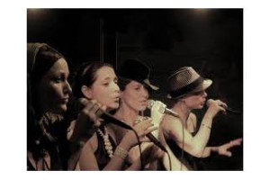 Léto v Klášterní zahradě - YELLOW SISTERS - 14. 7. 2012